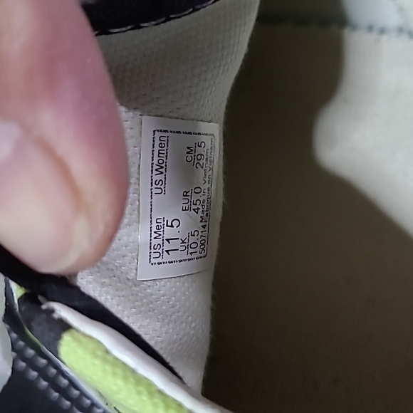 Vans - Picture 4 of 4